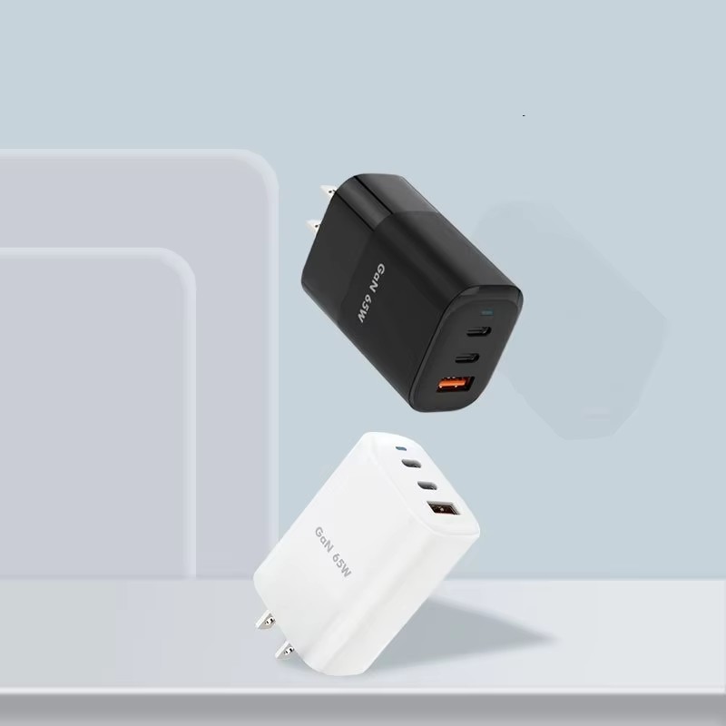 65W GaN Fast Charger With Inverter USB Type C Multiport Phone Power Adapter