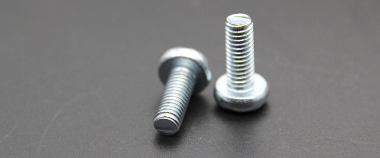 Anti Rust Cross Head Screw , M3x10 4.8 Dome Head Countersunk Screws Hardware Fasteners