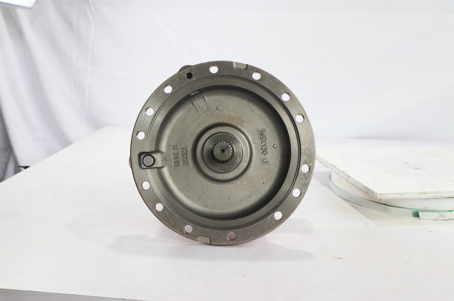 Excavator Aftermarket Spare Parts LG225 M5X130 330 M5X130-19t Final Drive Assy