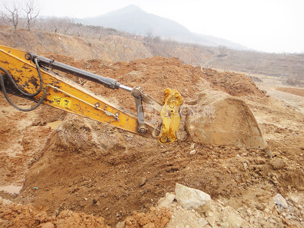 Excavator Hydraulic Double insurance Tilting type Quick Hitch