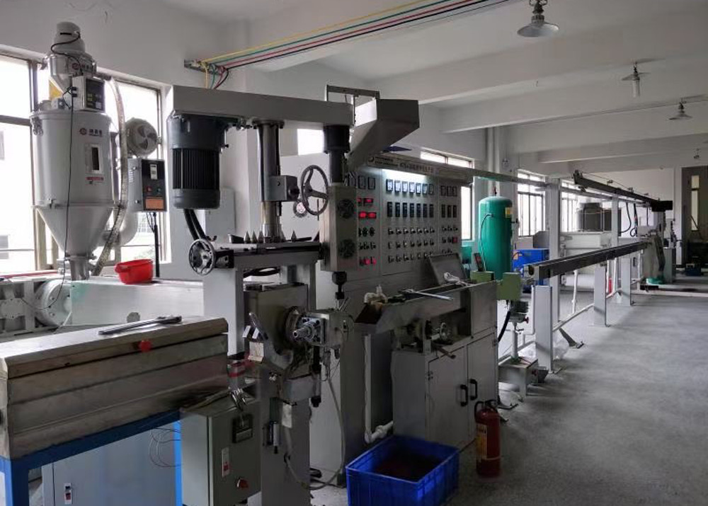 80mm Jacket Sheat Wire Making Machinery Cable Wire Extruder Machine Extrusion Line