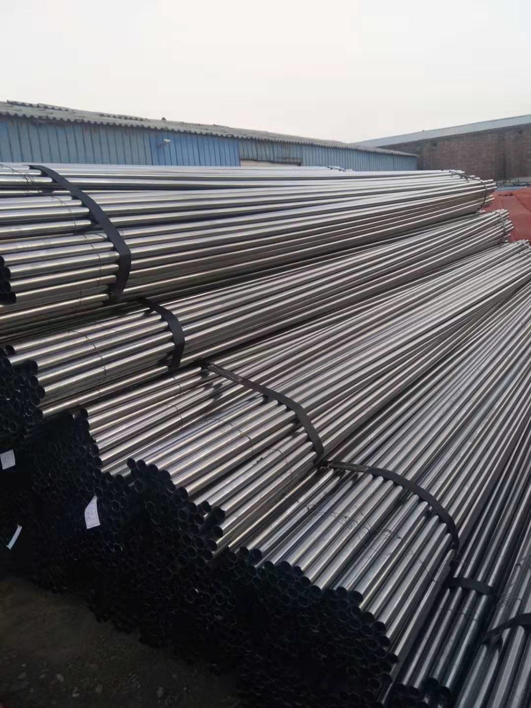 Anti Corrosion Black Welded Steel Pipe 3LPE Oil Pipeline 6mm - 100mm Width