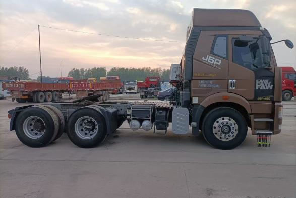 FAW J6P Tractor Truck 6*4 Xichai Engine 460hp Used Horse Truck LHD/RHD
