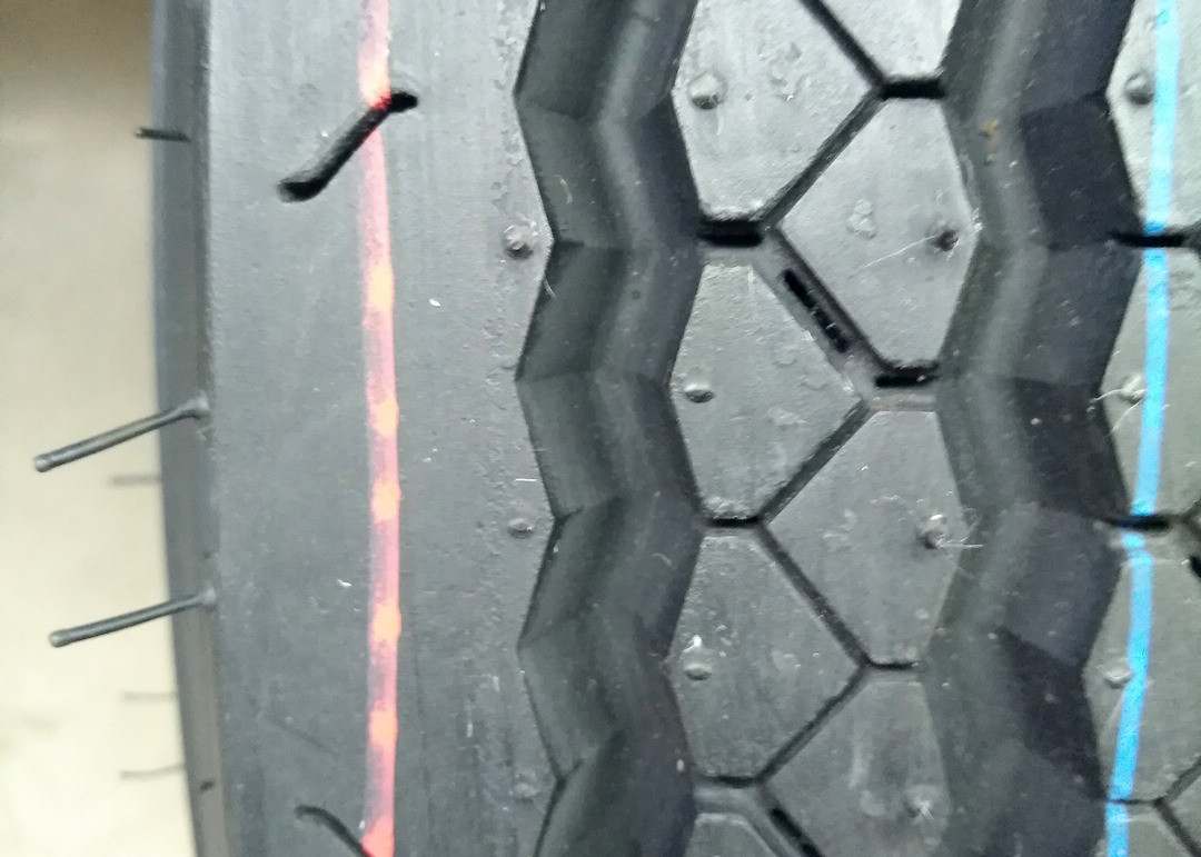 6.00R14LT Truck Bus Radial Tyres D Load Range With Reinforced Shoulder / Sidewalls