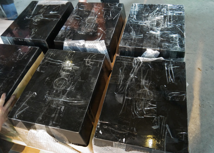 Repairable fume hood lining sheet matte laboratory work surfaces for pharma companies
