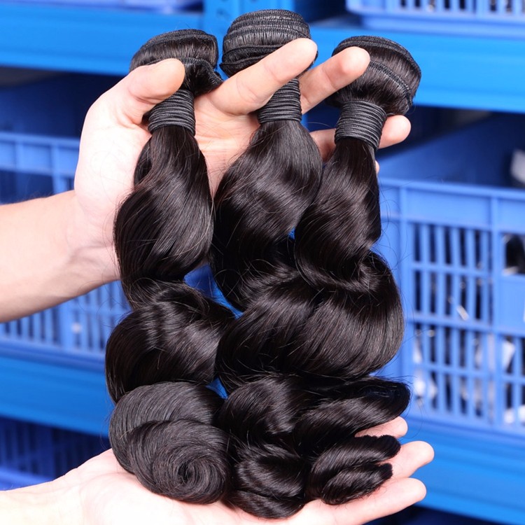 Brazilian Loose Wave Hair Bundles.jpg