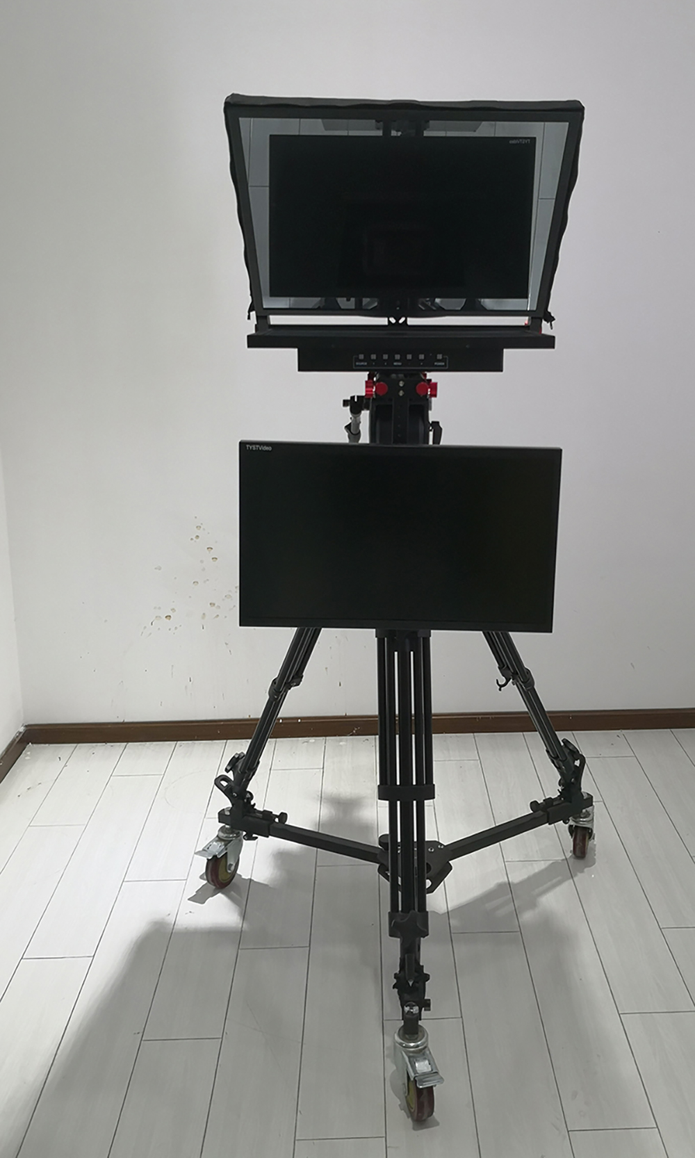 24 inch Dual Screen TV Broadcast Studio Equipment with Wireless Remoter and Built-in Prompter