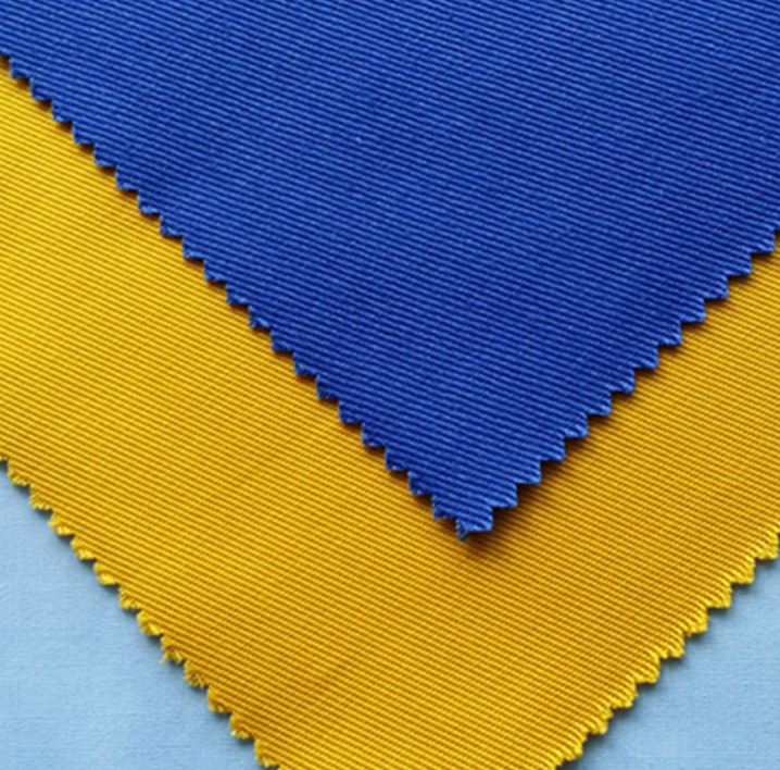 Carbon Yarn ESD Clothing Material 115G Anti Static Polyester Fabric