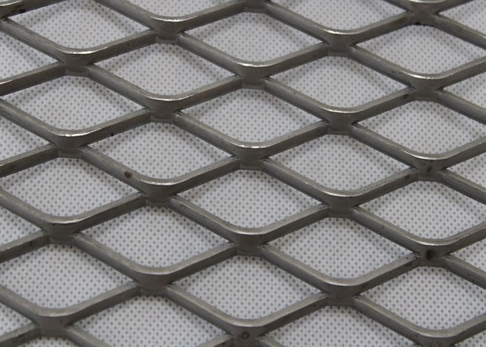Customized Corrosion Resistance Stainless Steel Diamond Expanded Walkway Mesh