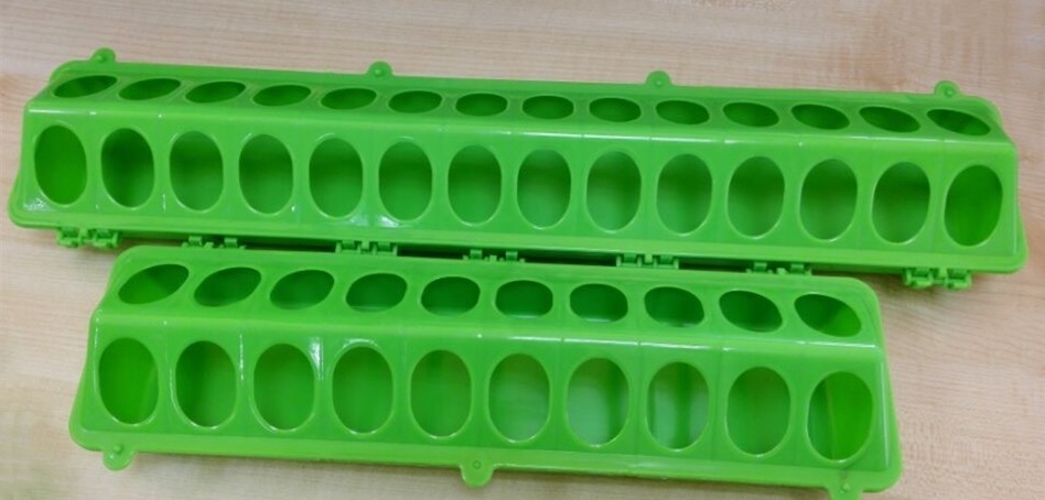 0.5m 50cm 28 Holes 0.3m 30cm 16 Holes Pigeon Feeding Tray