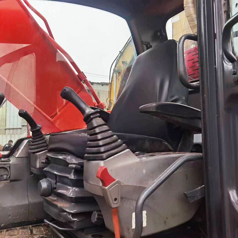 Doosan DX225 Used Crawler Excavator