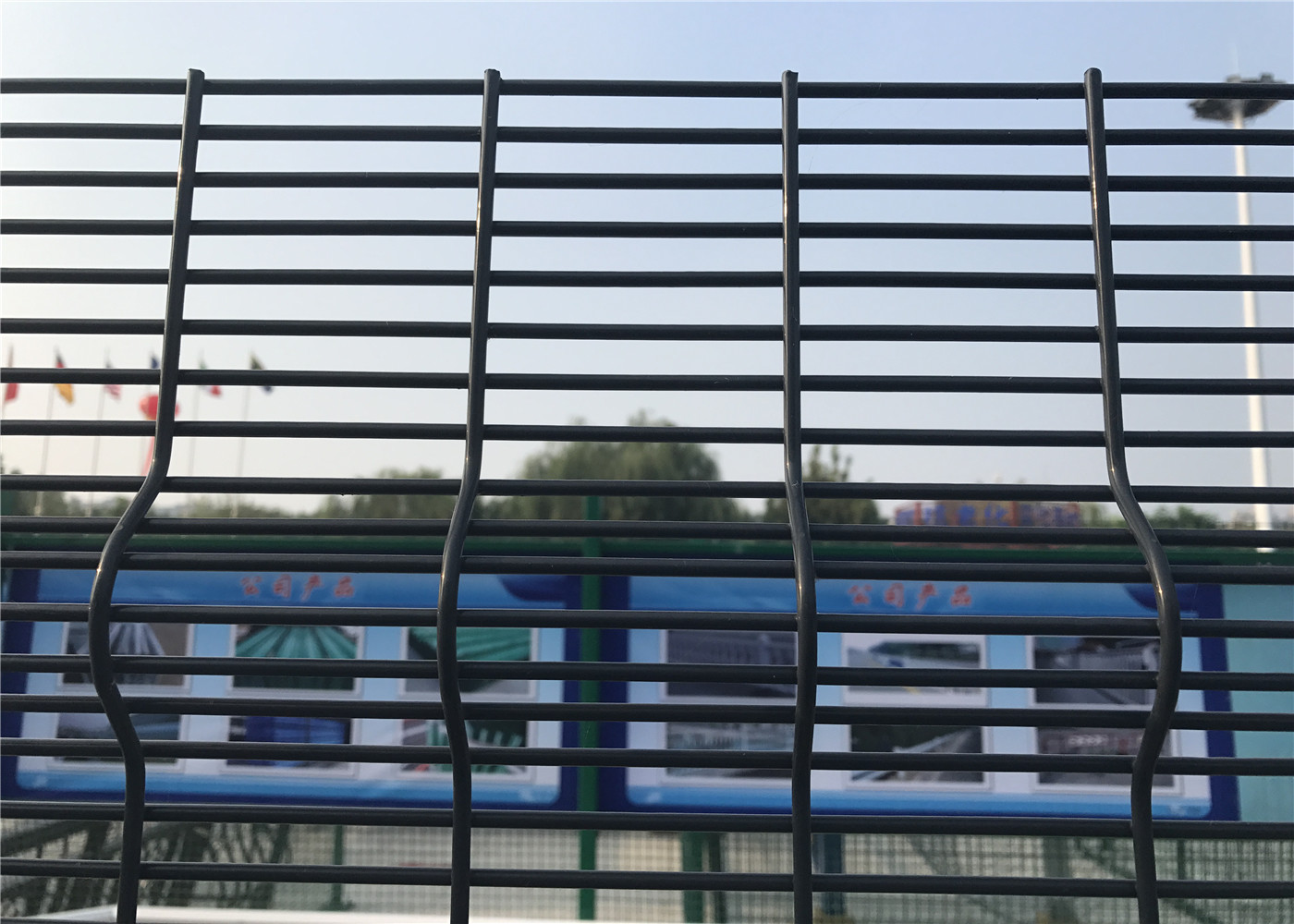 High Security Wire Fence H2430 Width 2000 Mesh 12mm x 75mm x 3.00mm diameter