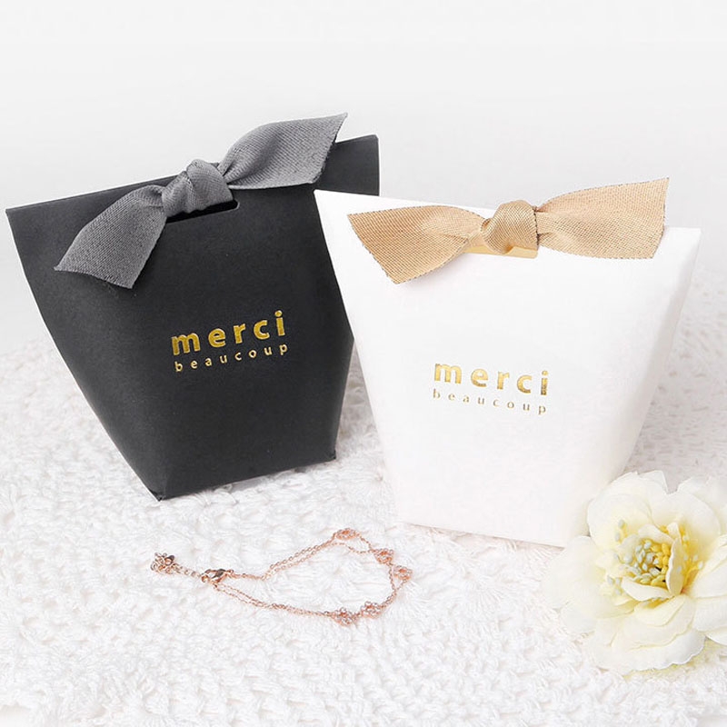 Clothing Gift Jewelry Custom Printed Paper Bags 150gsm 210gsm 250gsm Thickness