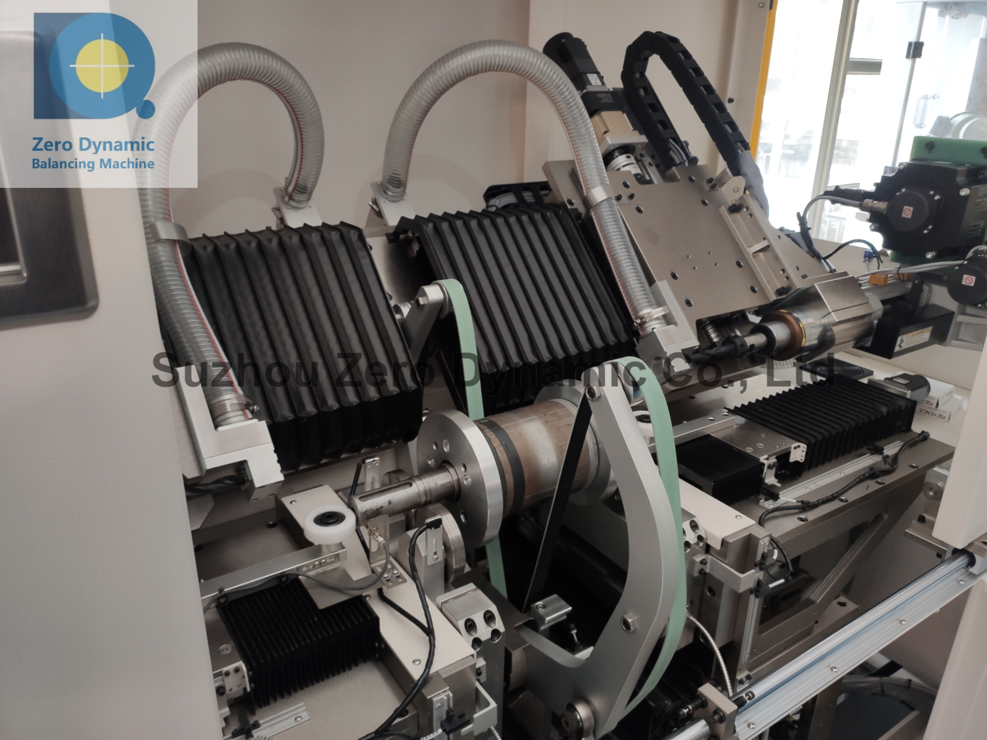 New Energy Motor Balancing Machine