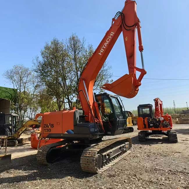 Middle Original Excavator HItachi ZX130-5A Crawl Excavator 12.5Tons Second-Hand Machine