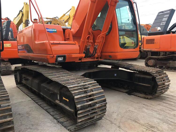 2020 Year Model Used Doosan DH220 Excavator and Active with Lowest Made in Korea