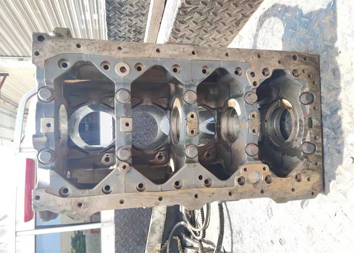 Diesel Used 4 Cylinder Engine Block 4M50 For Excavator HD820V ME994057 Water Cooling