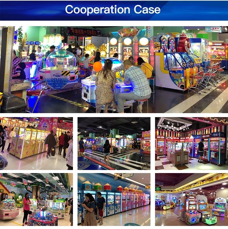 110/220V Doll Gift Vending Machine For Shopping Mall , Game Center