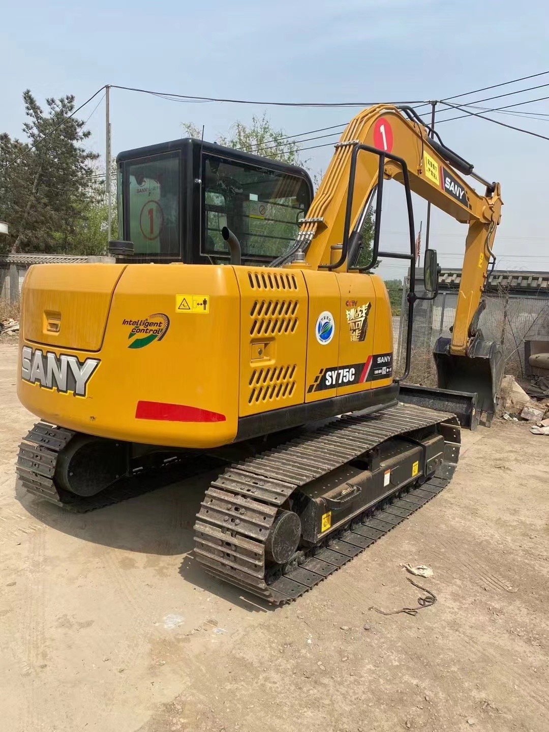 From China Second hand construction machinery, used Sany 75 excavator