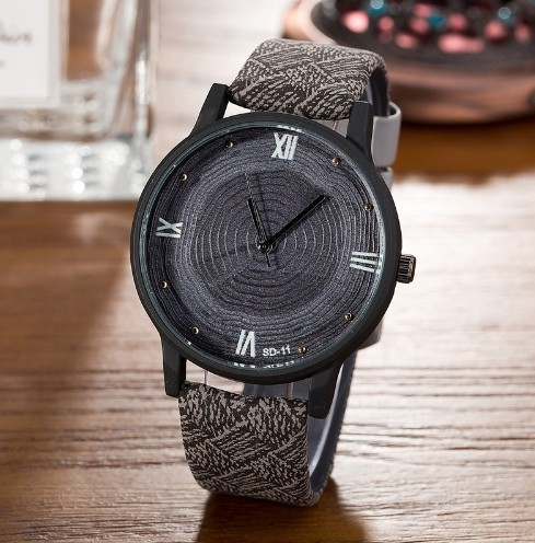 Dropshipping Eco Friendly Wooden Watches Lightweight With Customized Logo