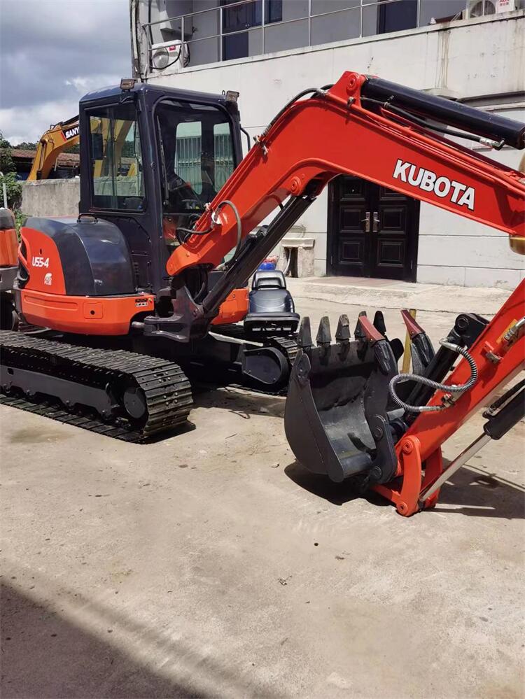 Good Health Mini Kubota Excavator U55 with Original Hydraulic Valve Made in Japan