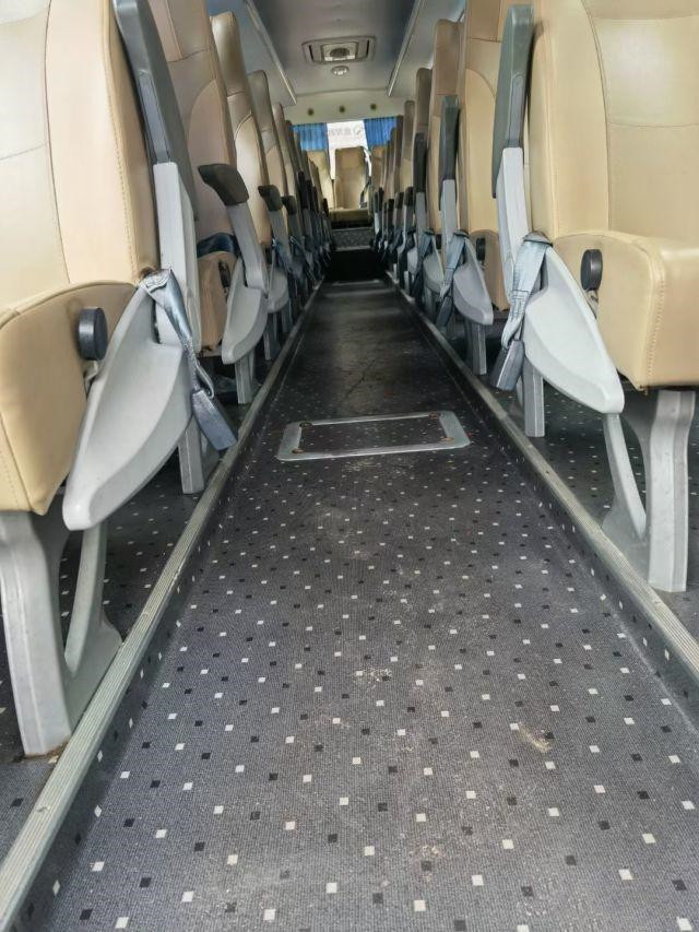 Used Kinglong Bus Low Kilometer Used Coach Bus For Africa 50 Seats Single Door Model XMQ6112