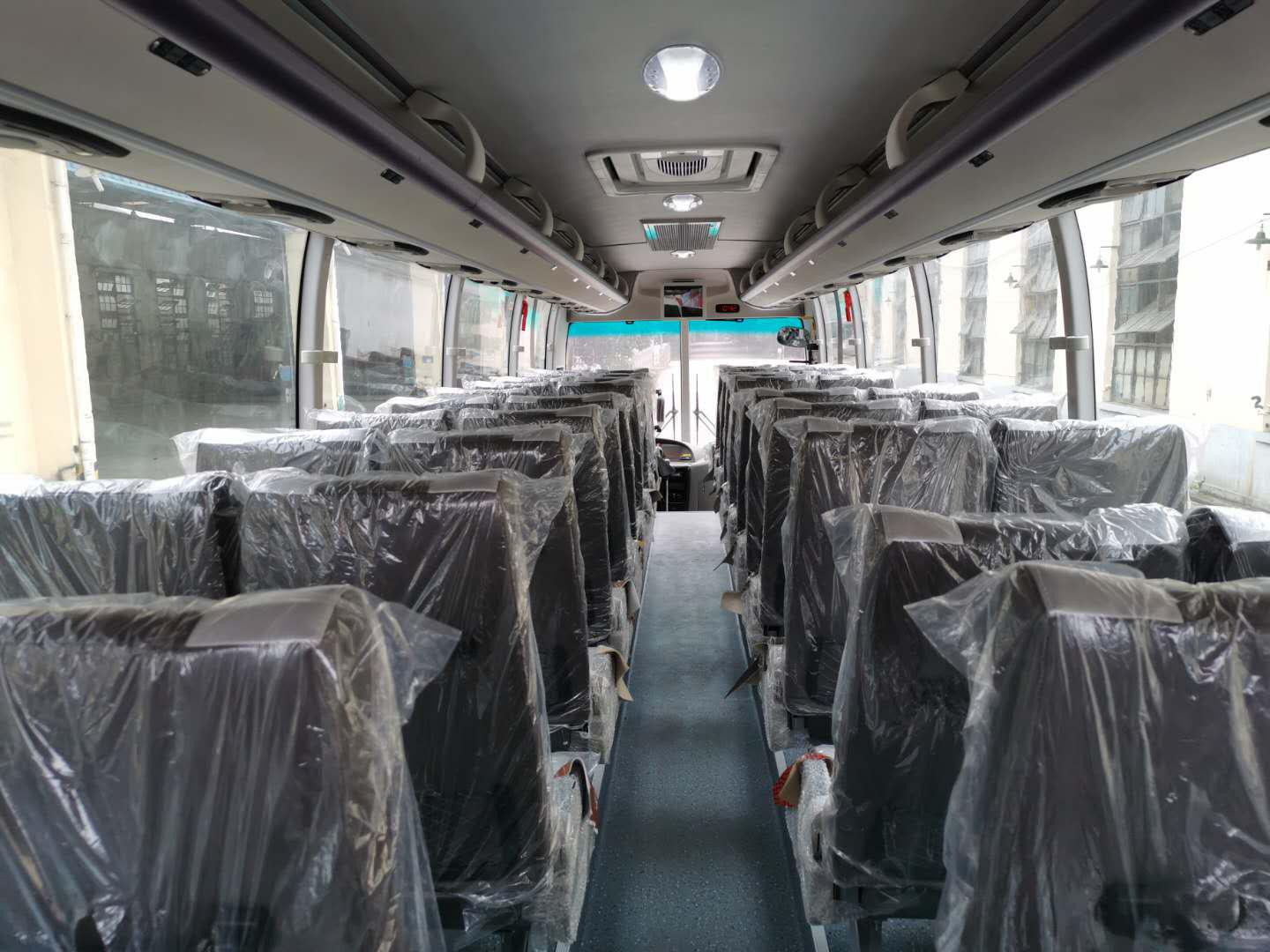 45 Seats Daewoo Coach Buses GDW6117 Coaster Double Decker Yutong Air Purifier