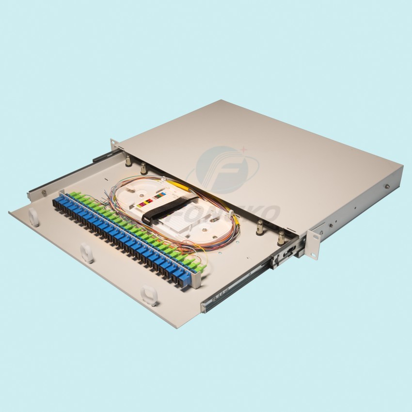 ODF 1U 24 Ports 19'' Fiber Optic Patch Panel With SC APC UPC Adapters Pigtails