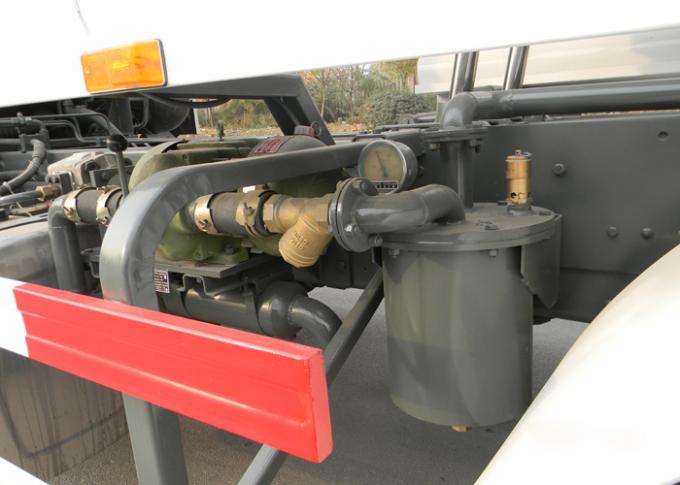 Transporting Sewage Septic Tank Cleaning Truck / Septic Pumping Truck 17CBM LHD 336HP