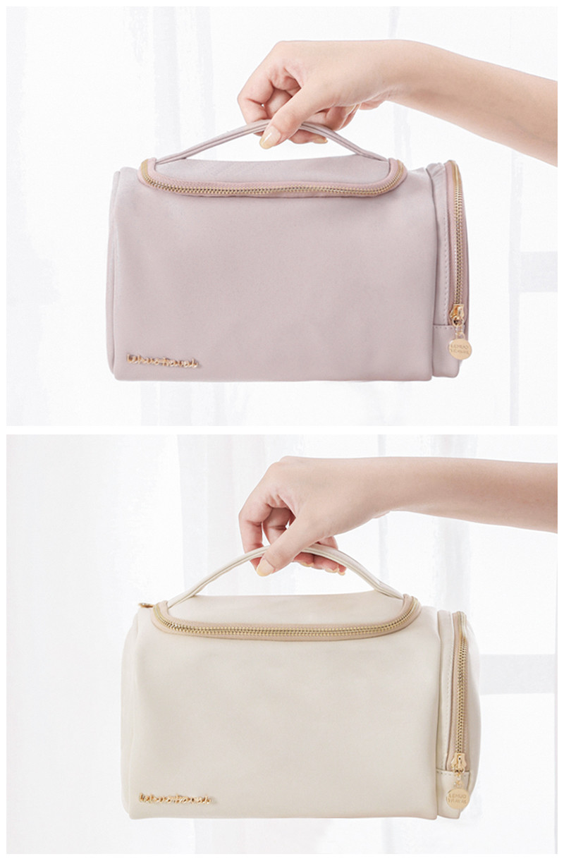 Large Capacity Travel Vanity PU Cosmetic Bag With Handle
