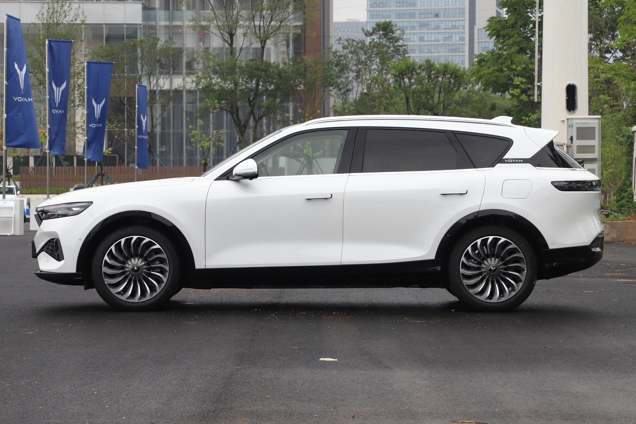 VOYAH Free Electric Vehicle 4WD Electric Sport Utility Vehicle