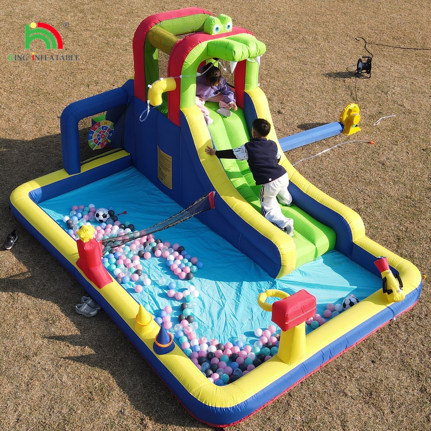 Kids Party Wet DryInflatable Bounce House Water Slide Bouncer Combo With Bigger Splash Pool Climbing Blower Basket Dartboard