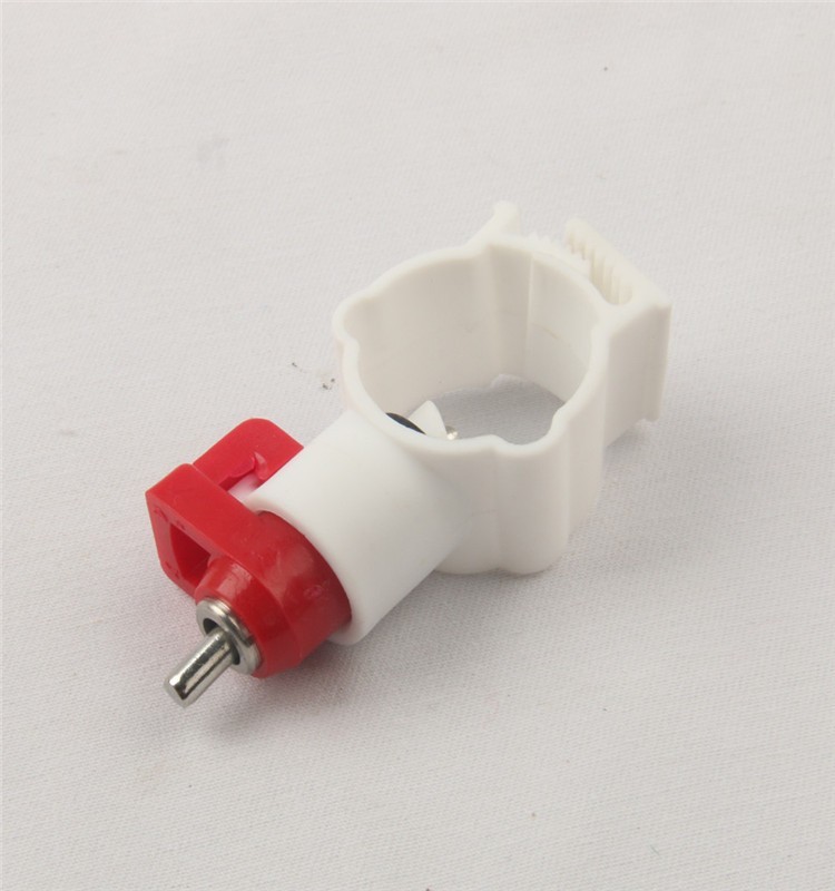 Automatic poultry nipple drinking system for livestock QL204