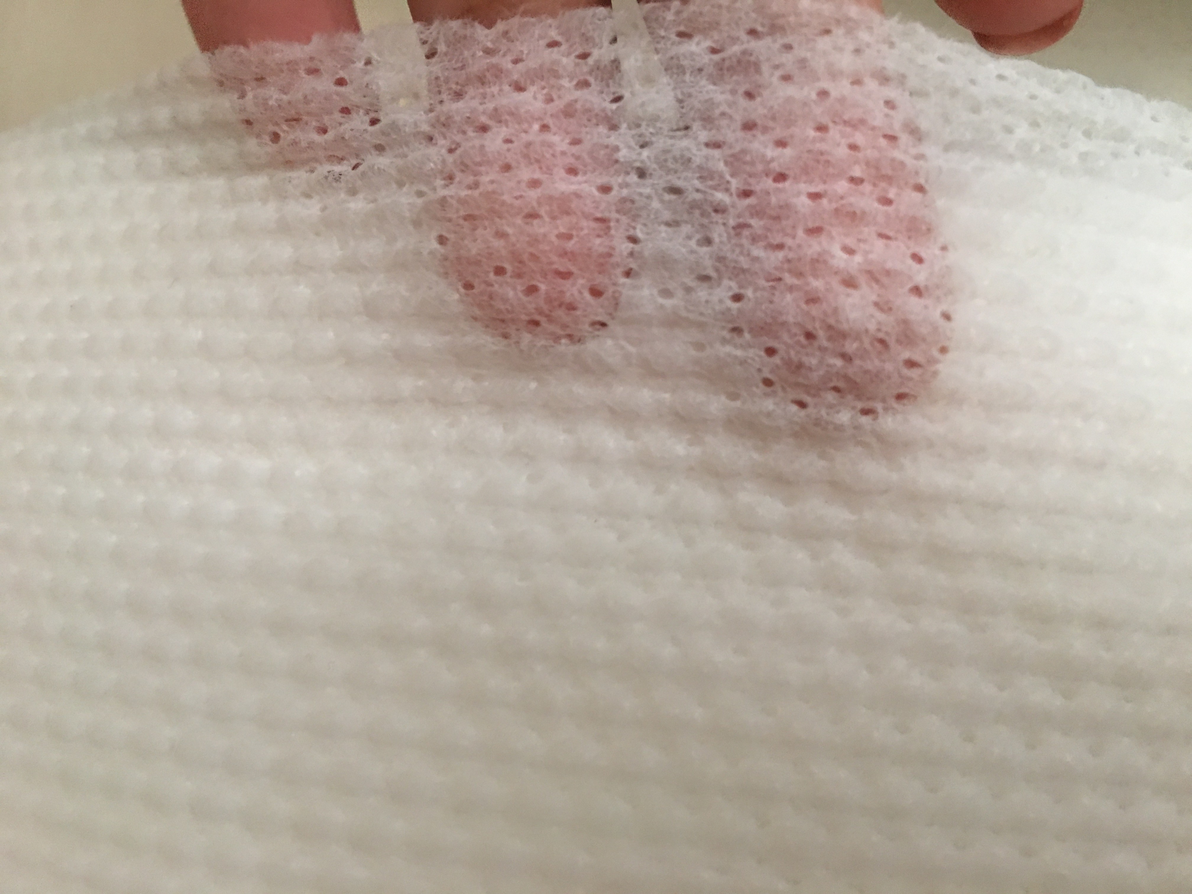Hydrophilic Non Woven Fabric Products Ecofriendly Perforated For Sanitary Napkin Raw Materials