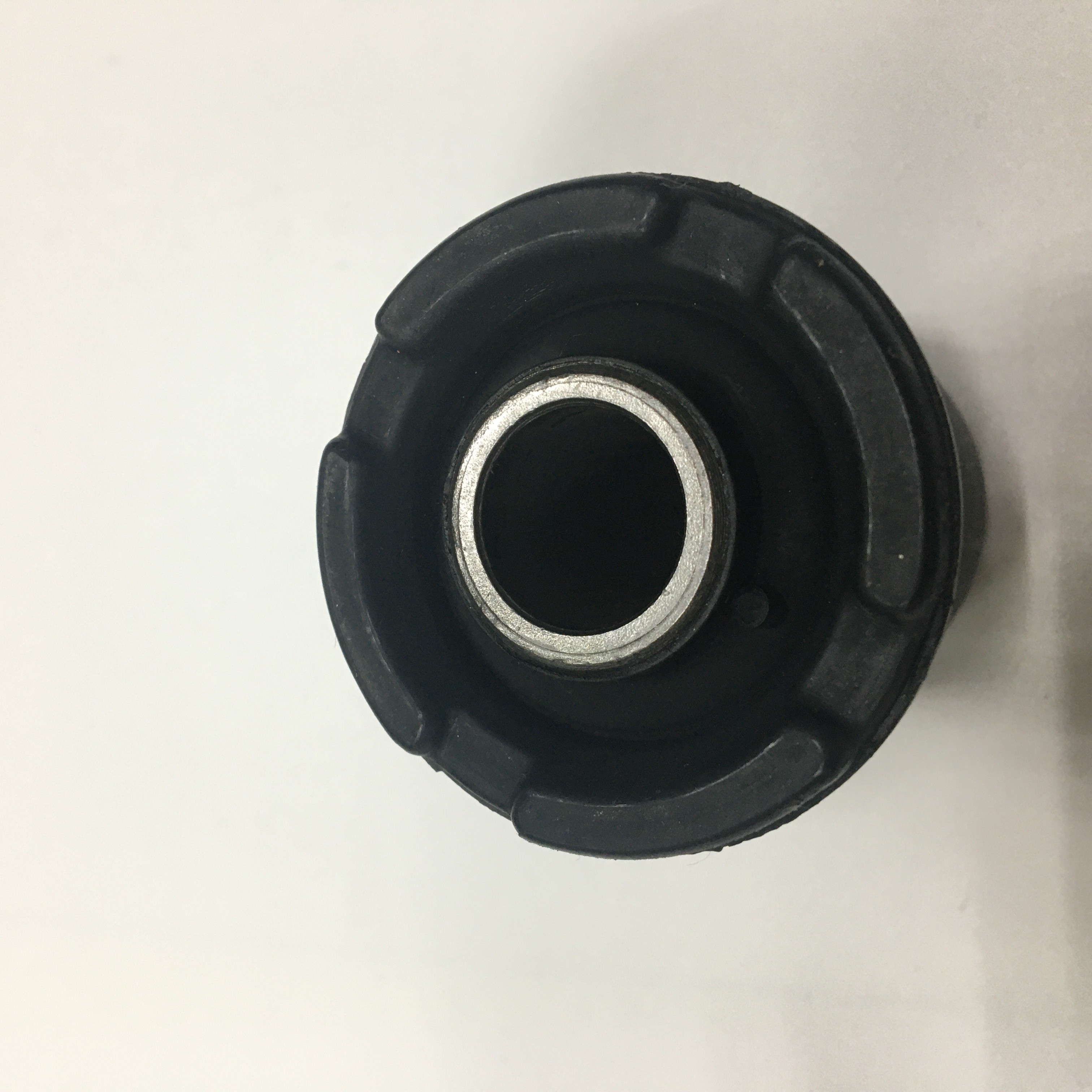 Bentley Front Suspension Arm Rubber Bush 3Y0407200 3Y0407200A PD20800PA
