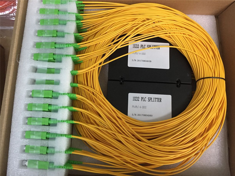 1x2 1x4 Plc Single Mode Fiber Splitter Epon Splitter With Connector Sc Apc