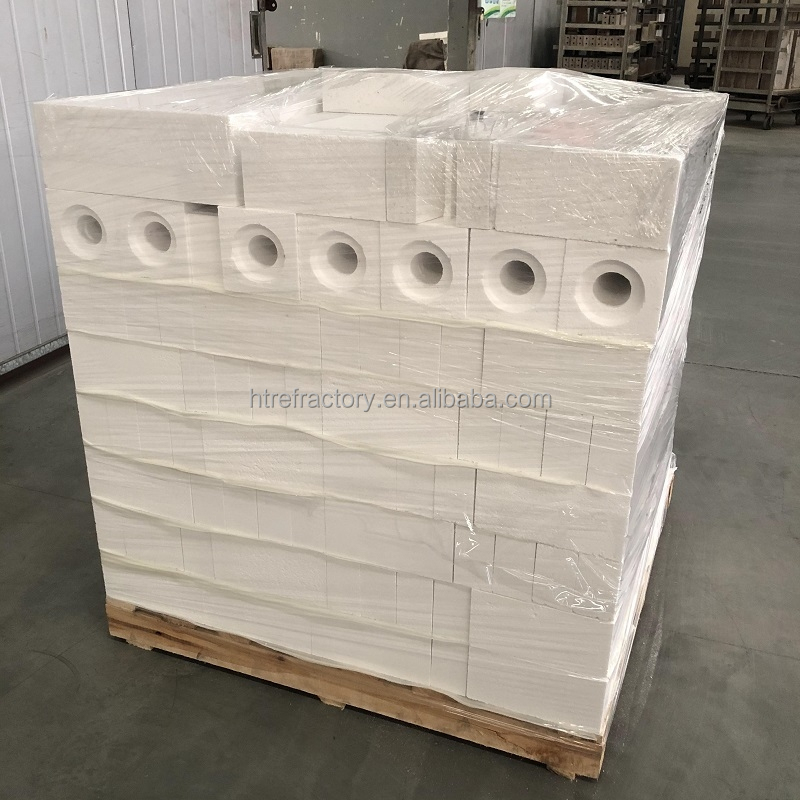 High Alumina Bubble Brick for Insulation SiC Content of 0% and Free Sample Offered