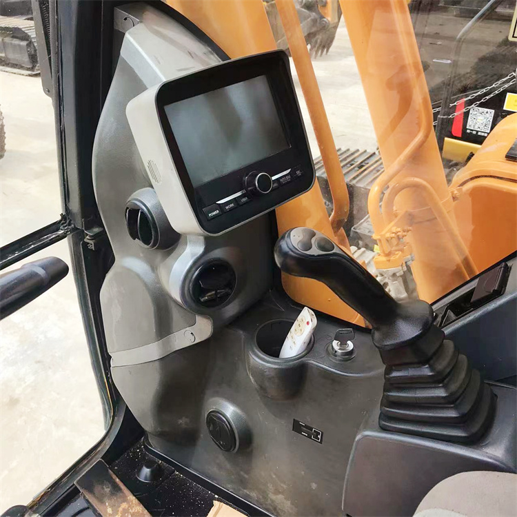 Hyundai 220-9s Excavator The Ultimate Machine for Your Construction Needs in 's Market