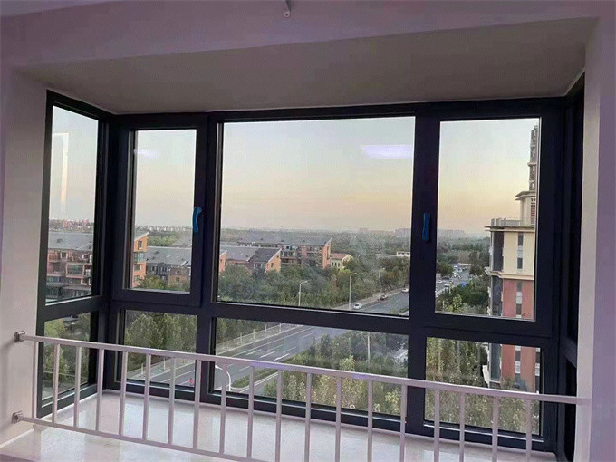 Stainless Steel Screen Netting Casement Windows With Air Insulation And Water Tightness