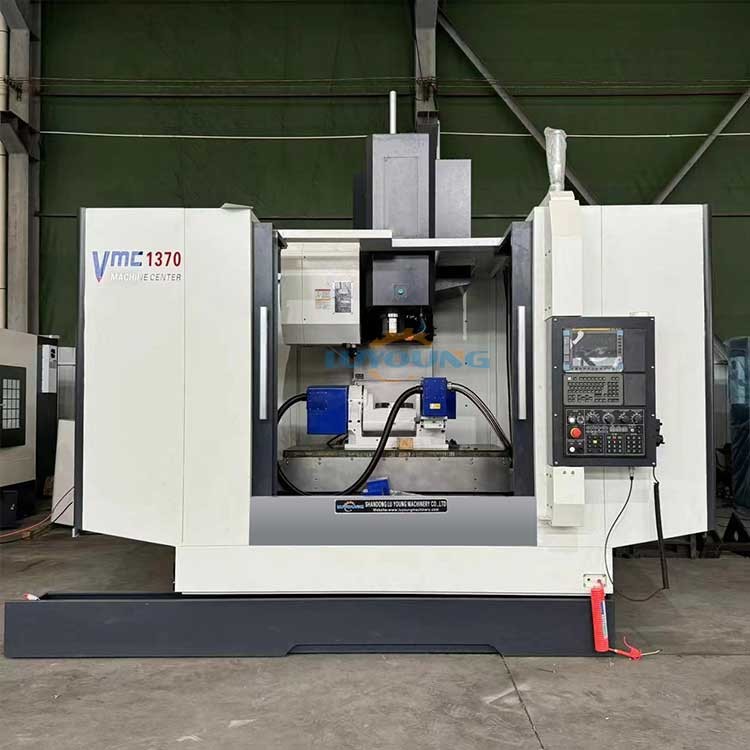 5 Axis 4 Axis 3 Axis Cnc Vertical Milling Machine Vmc1370 3 Phase Powered