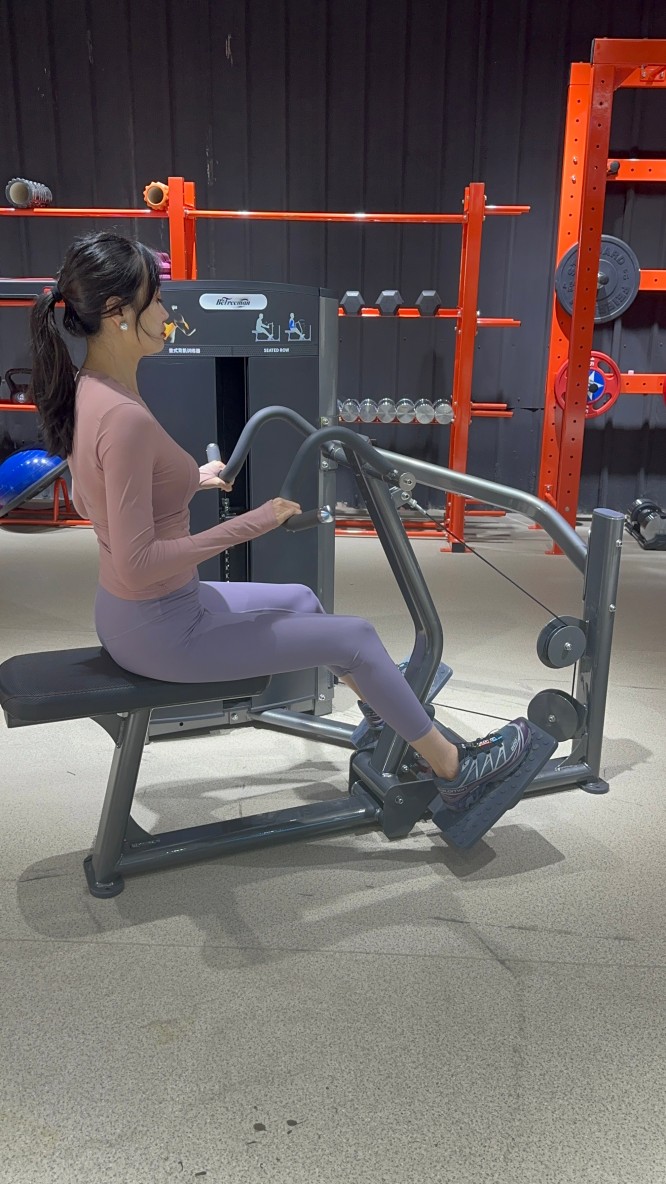 Seated Row Indoor Commercial Pin Loaded Equipment With Self Adjusting Handles