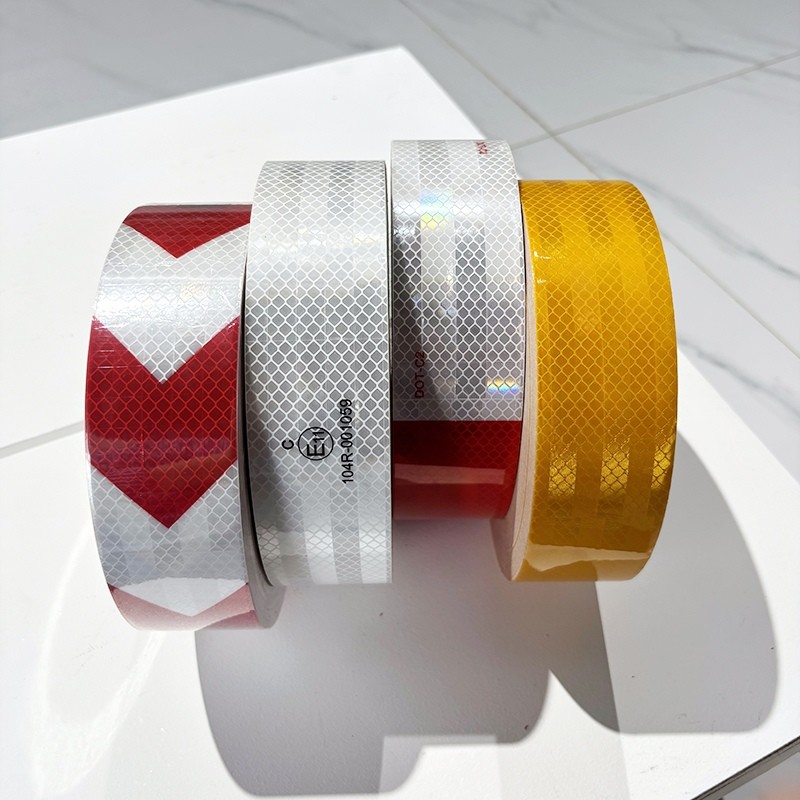 Waterproof Hi Vis Reflective Warning Tape Self Adhesive Conspicuity Marking For Truck