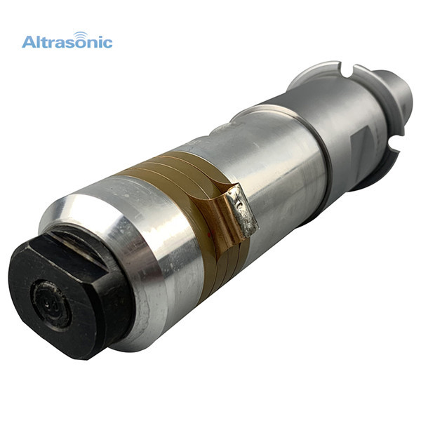 4 Yellow Ceramic Ultrasonic Welding Transducer 2000w 20kHz For Mask Machine