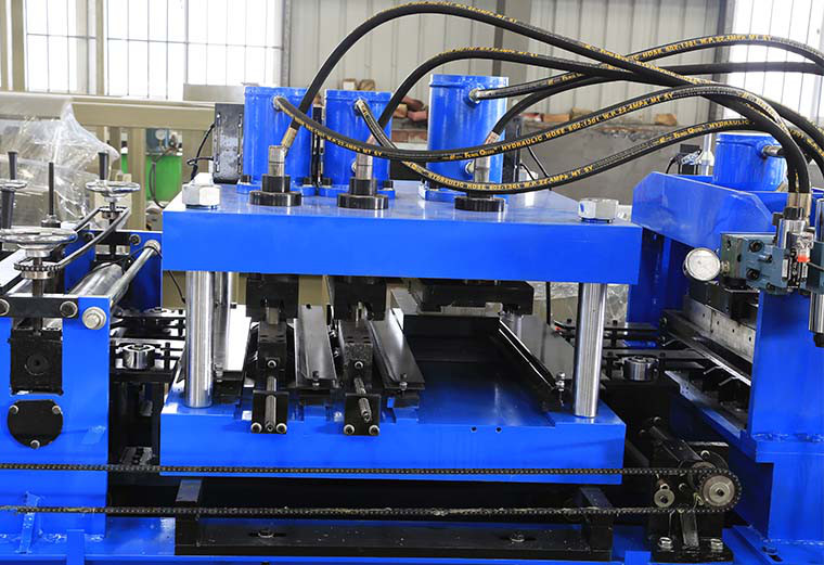 Shaft 95mm Thickness 1.0mm C Purlin Roll Forming Machine