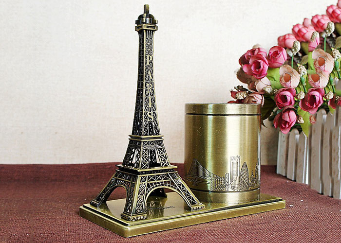 Plated World Famous Building Model , Metal France Eiffel Tower Design Brush Pot