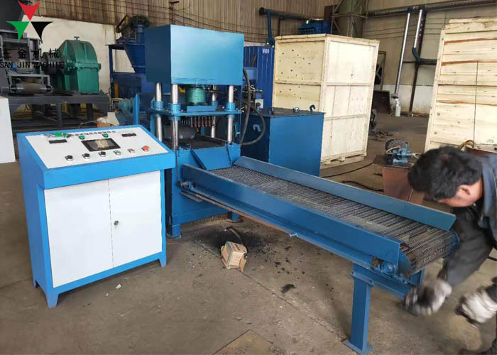 Carbonizing Bamboo Wood BBQ Press Charcoal Briquette Machine