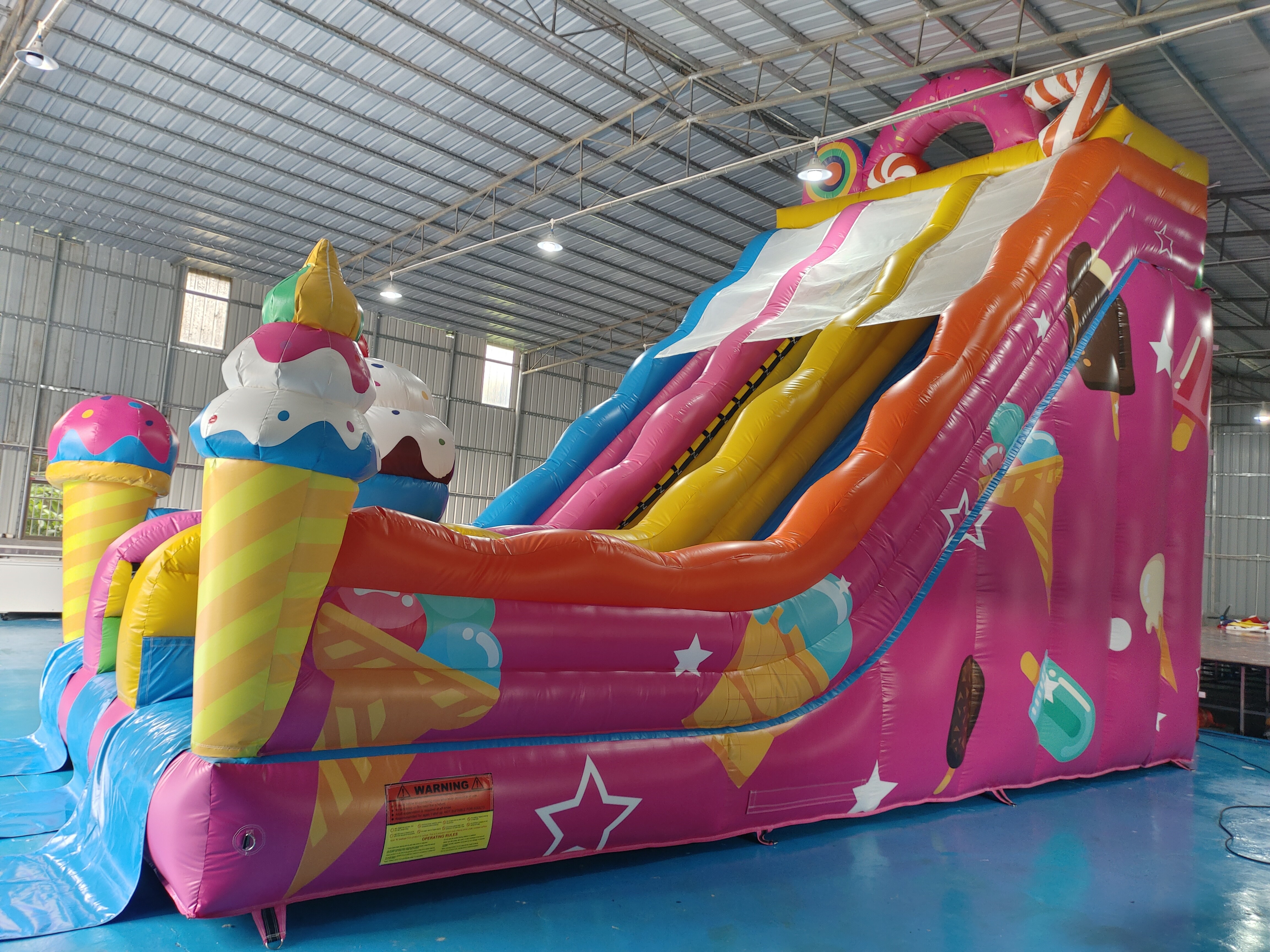 0.55mm PVC Tarpaulin Inflatable Slides Ice Cream Cupcake Cartoon Inflatable Dry Slide High Slide For Kids And Adults