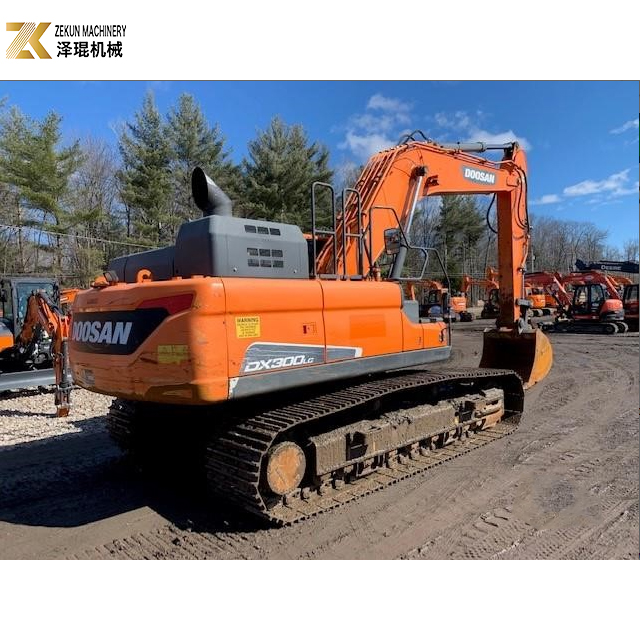 30T Doosan DX300 DX300LC-9C Excavator 1.27M3 Second Hand Diggers