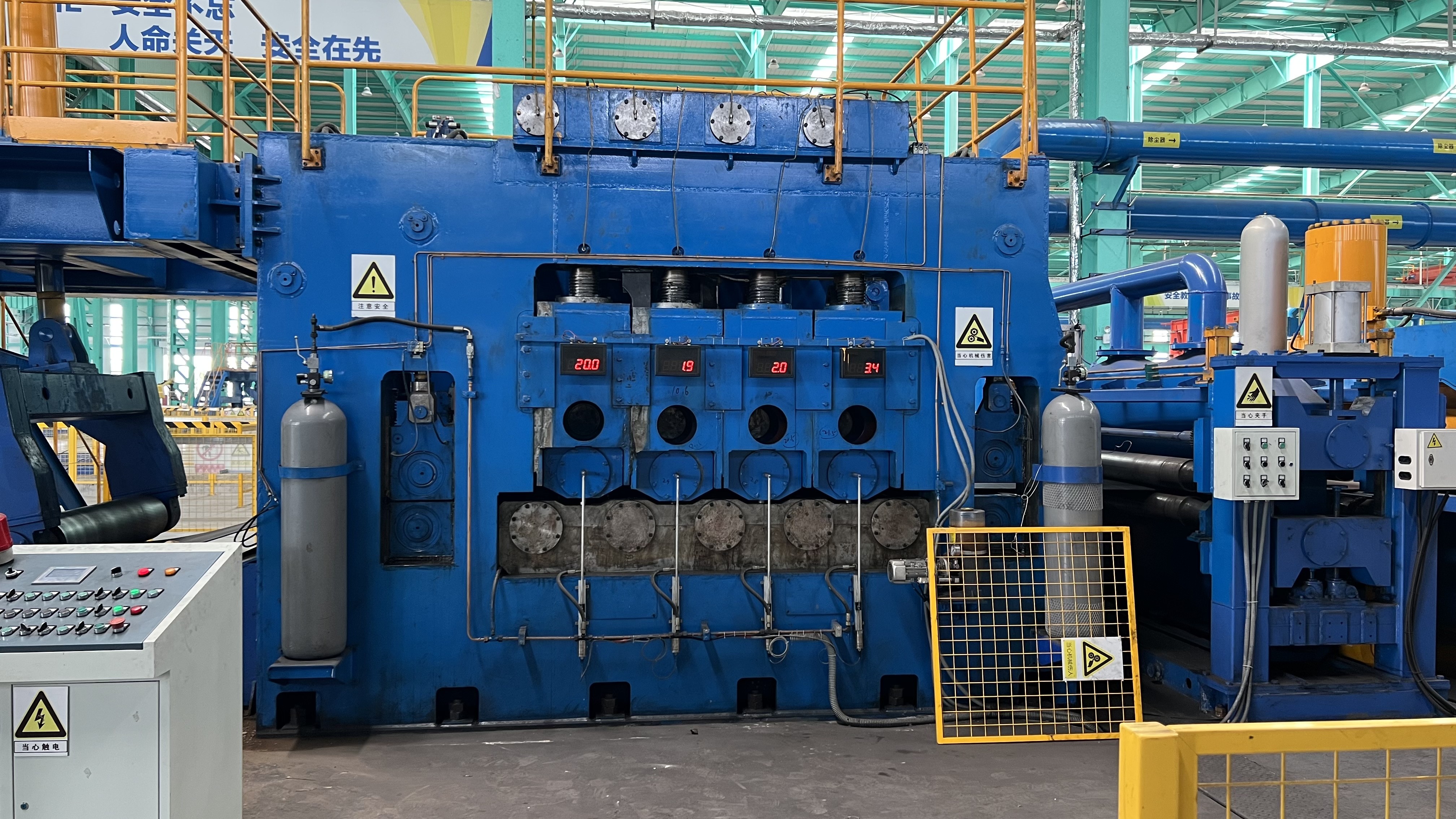 High Precision Leveling Thick Coil Cut to Length Mandrel Uncoiler for 8-16mm Material