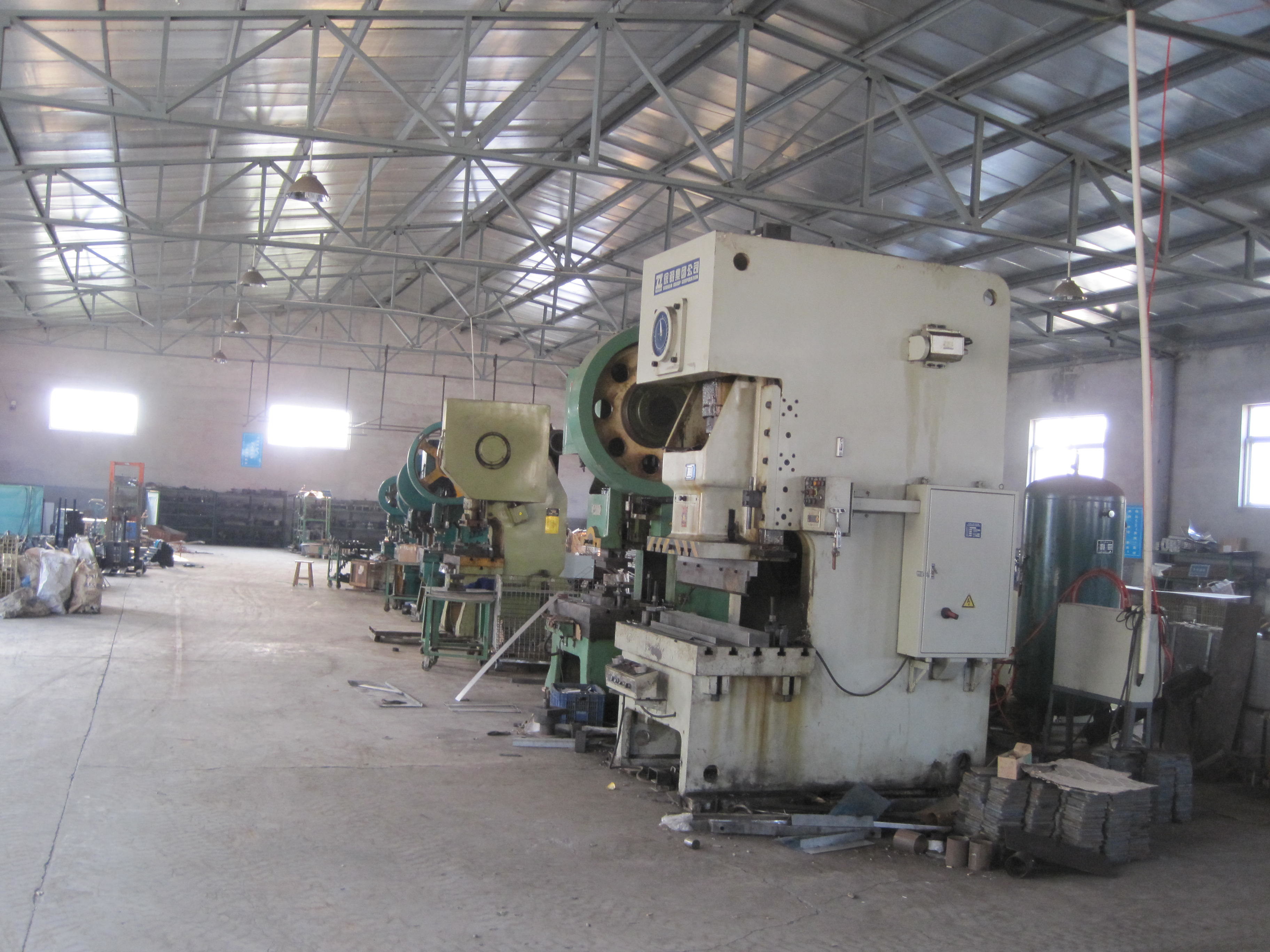 ODM customized mild steel stamping bending bracket with zinc plated